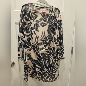 Sanctuary Women’s Medium Black & Cream Tropical Print Sheer Tunic Blouse Cover-U